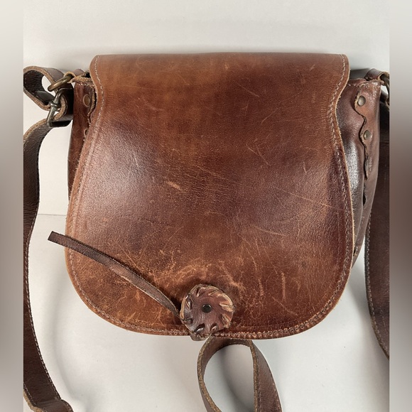 Bed Stu Laguna Crossbody Bag Distressed Leather - Picture 2 of 16